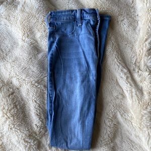 Hollister Ultra High Rise Jean Legging
